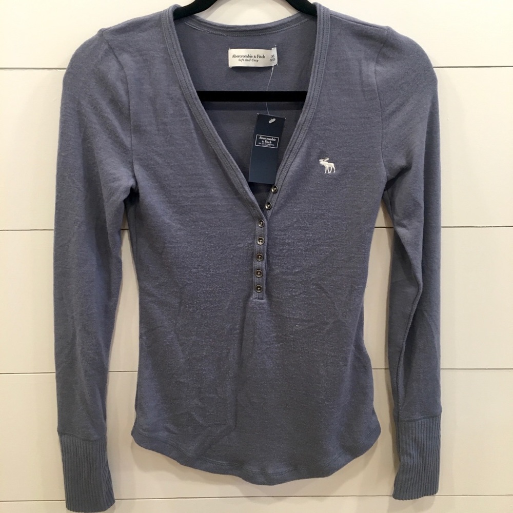NEW A&F Long-Sleeve Cozy Icon Henley